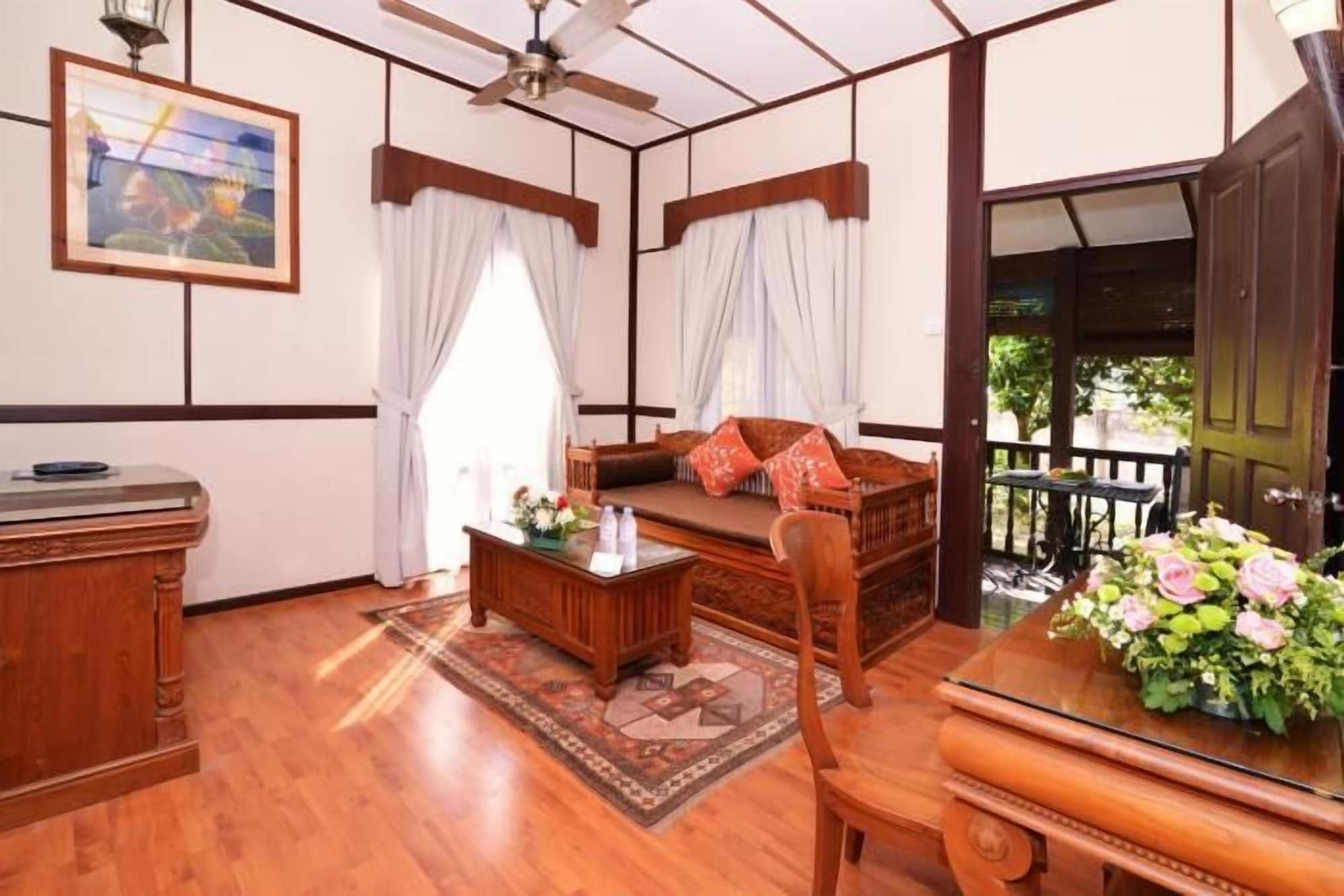 Vivilla By Holiday Villa Cherating Exterior foto